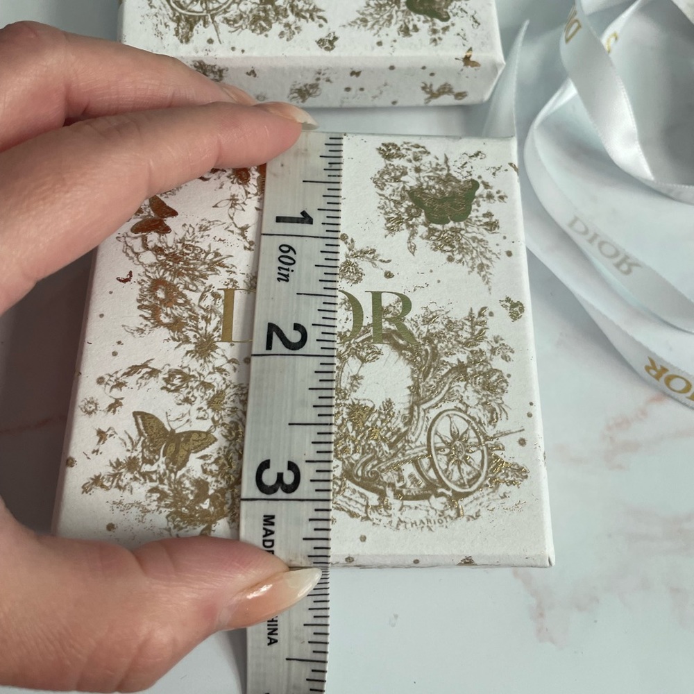 Dior Boxes - Picture 4 of 5
